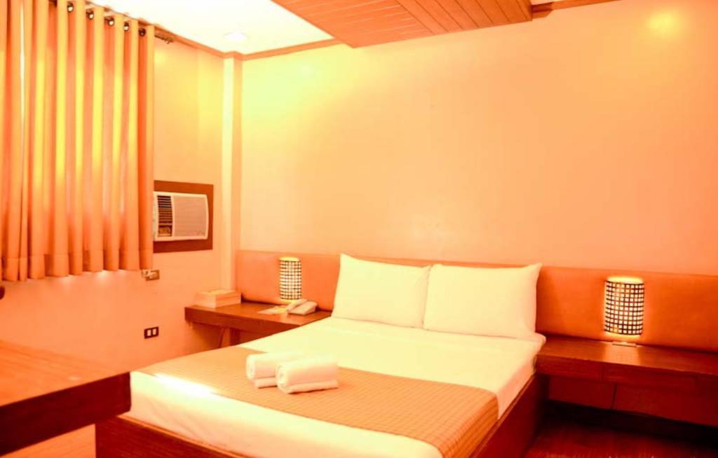 The Orange Place Hotel - San Juan San Juan  Ruang foto