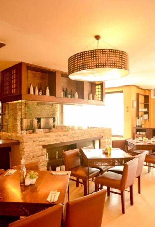 The Orange Place Hotel - San Juan San Juan  Bagian luar foto